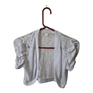 Chic White Lace Cardigan